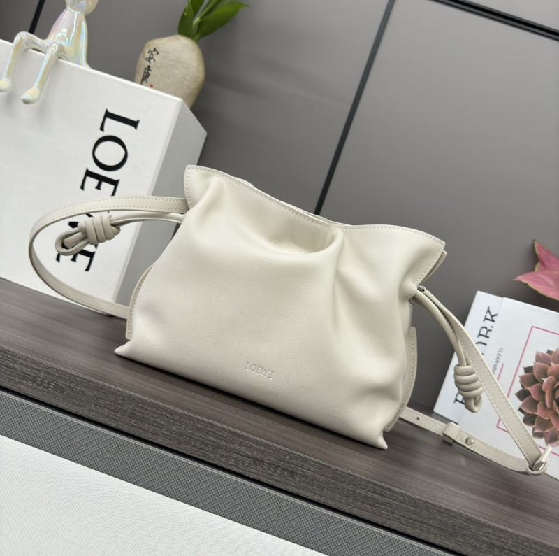 l*ew* satchel bags